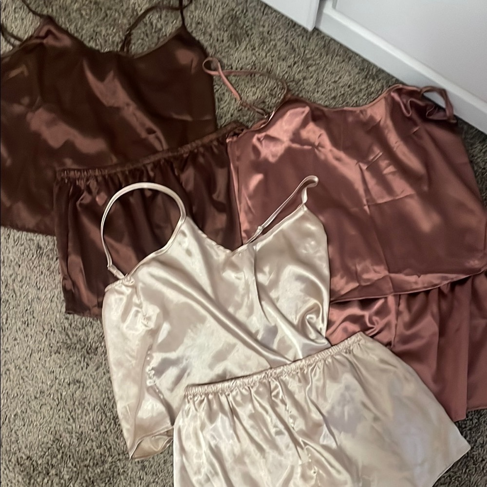 Elegant Satin Sleepwear Set - Cream and Brown